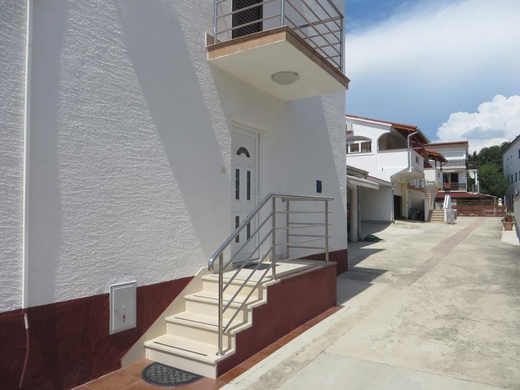 Apartments Gloria Biograd Na Moru Exterior foto